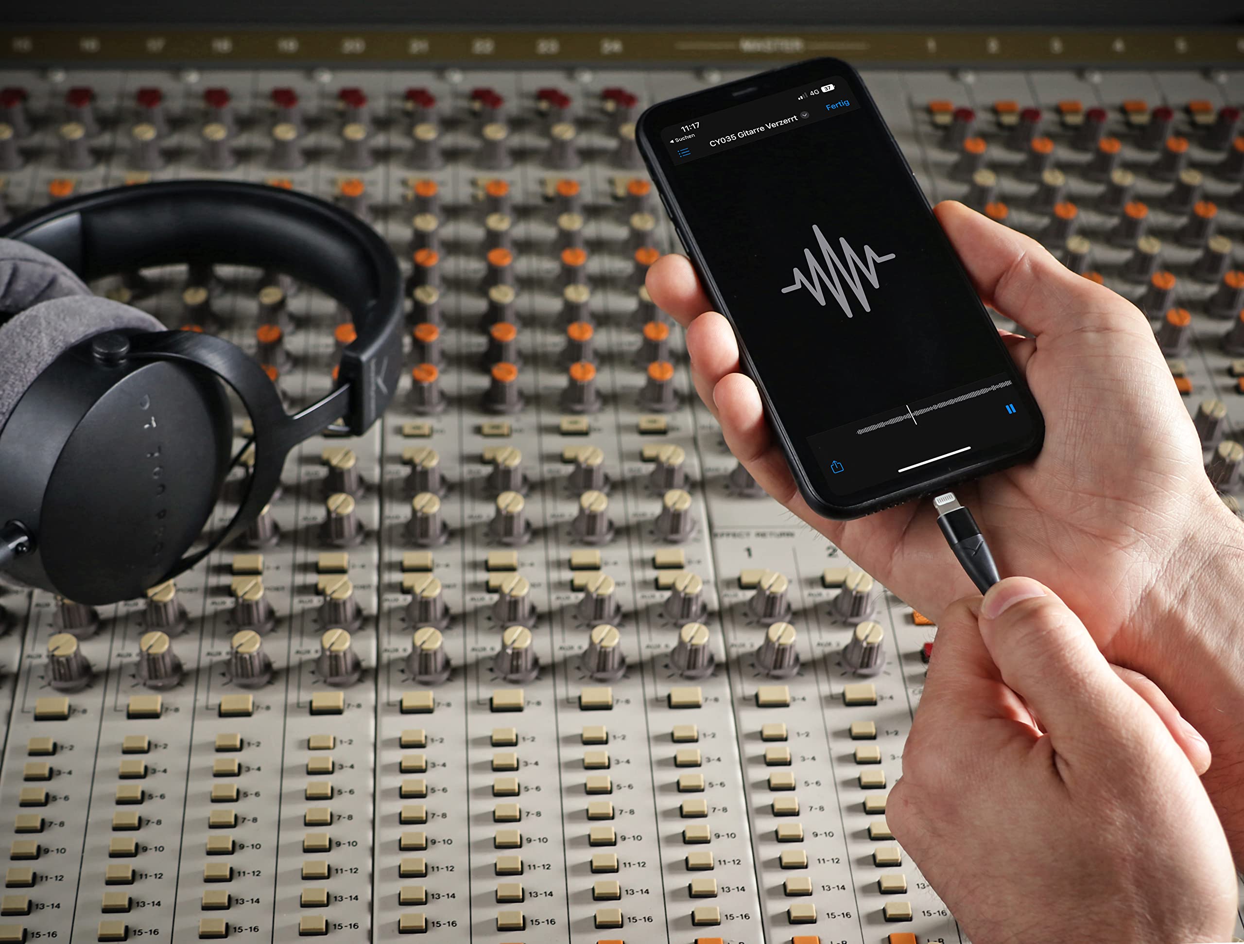 beyerdynamic-pro-x-lightning-kabel-1-6-m-mini-xlr-auf-lightning-mit-dac image 2